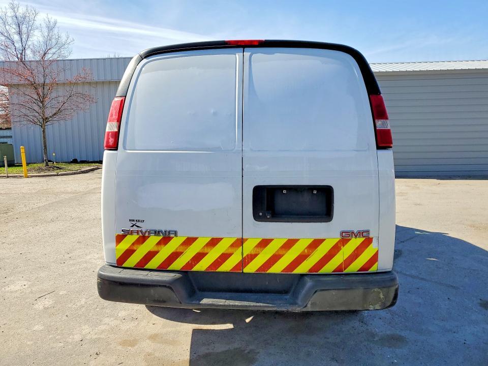 2017 GMC Savana G2500