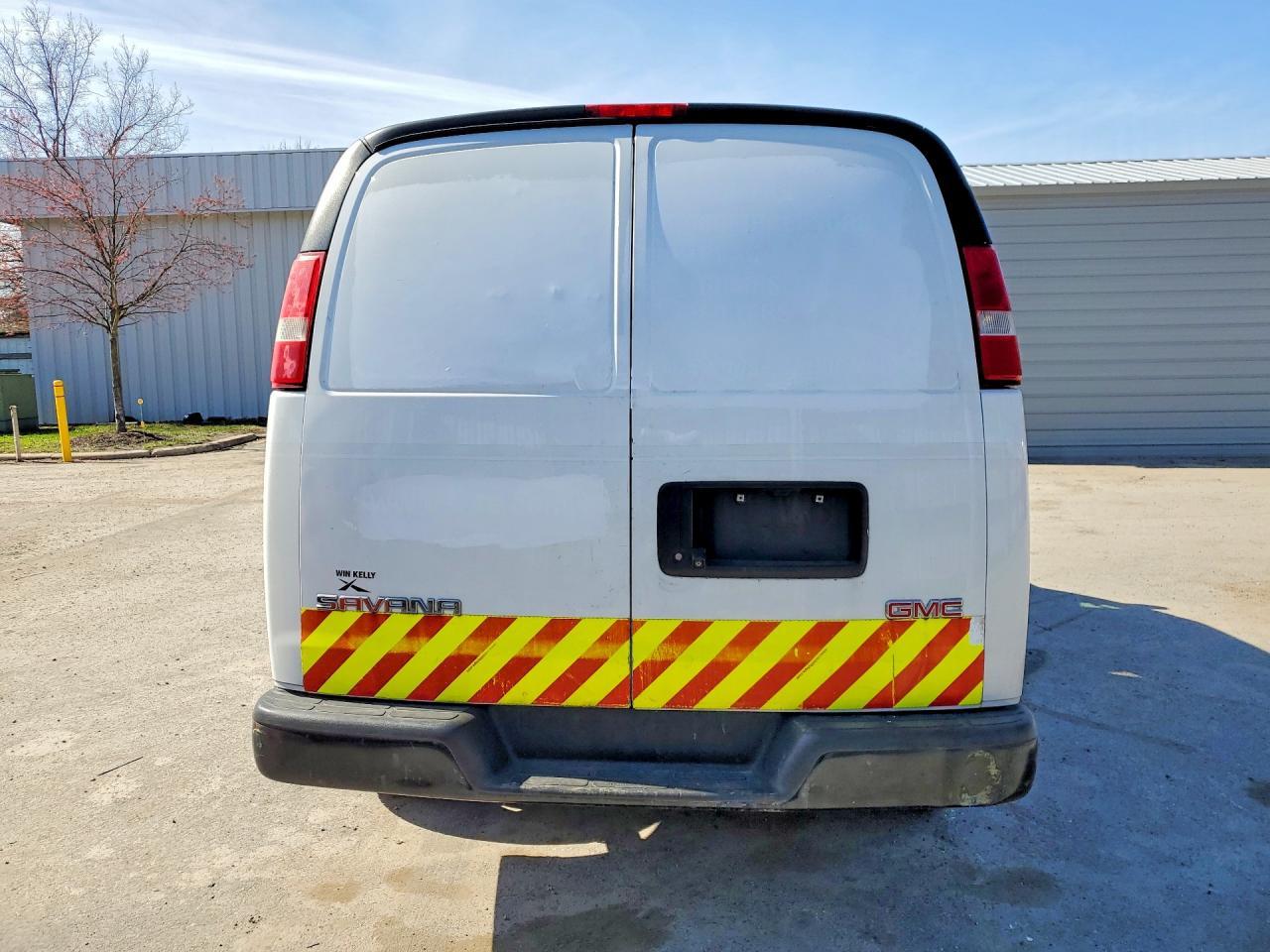 2017 GMC Savana G2500