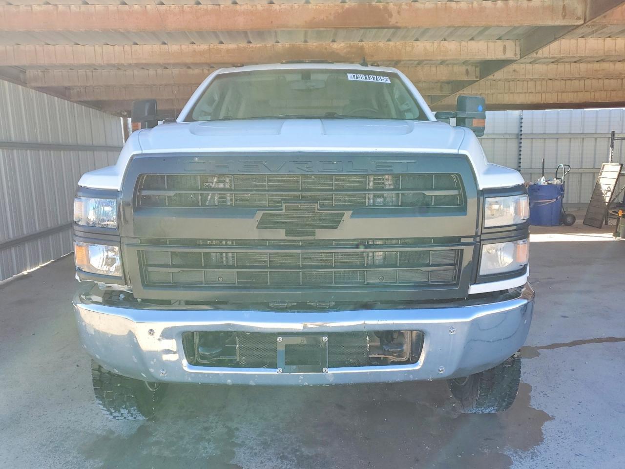 2022 Chevrolet 2022 GM GM515 Flatbed Truck