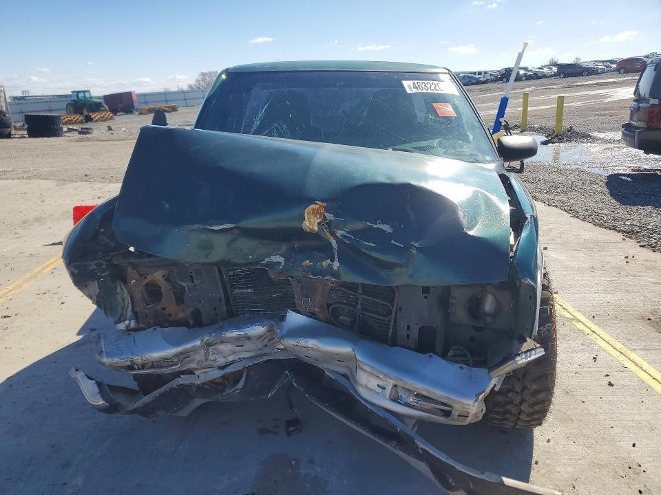 1999 Chevrolet S Truck S10