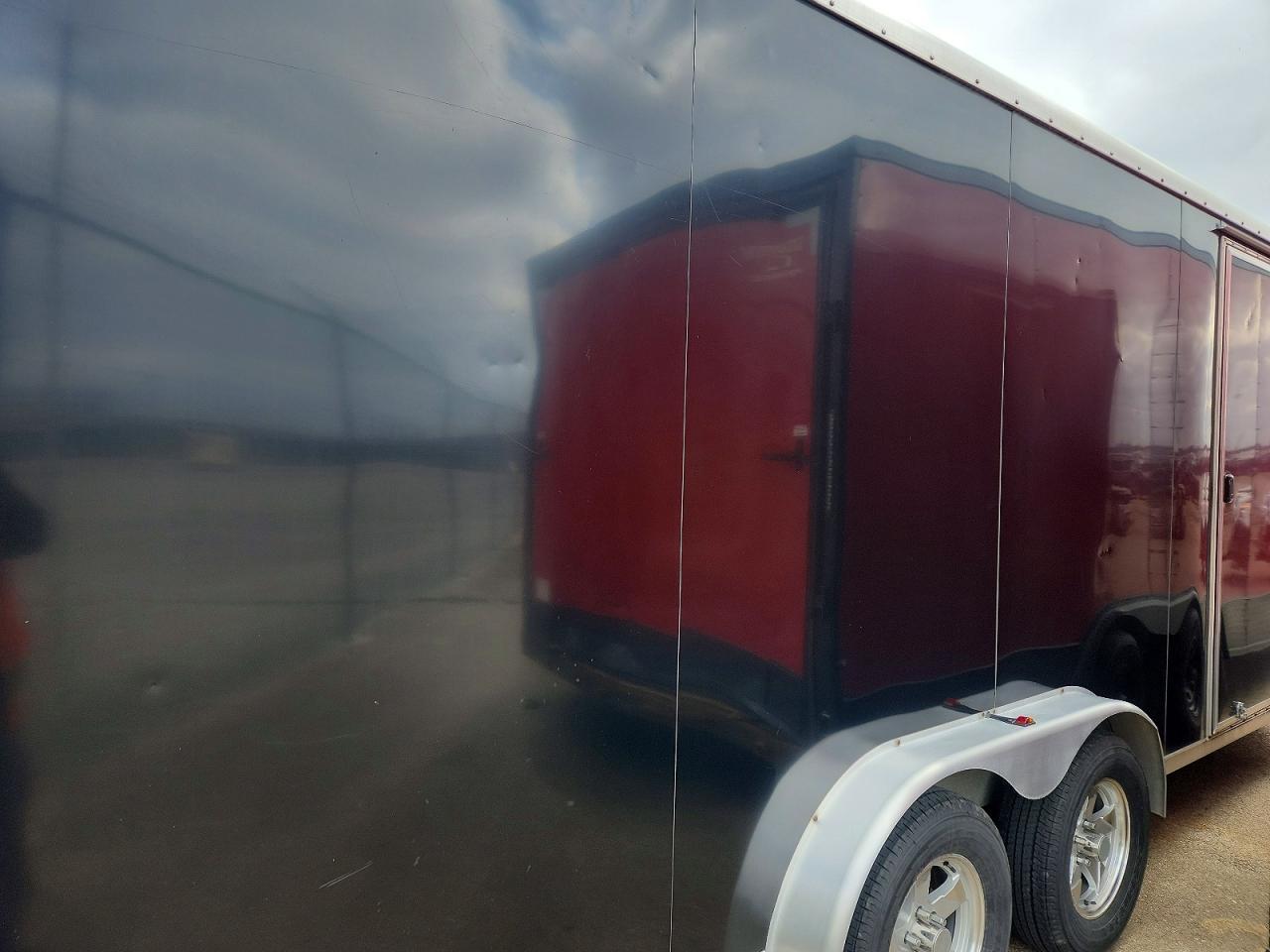 2020 NEO NASX2375TR6 Enclosed Snowmobile Trailer