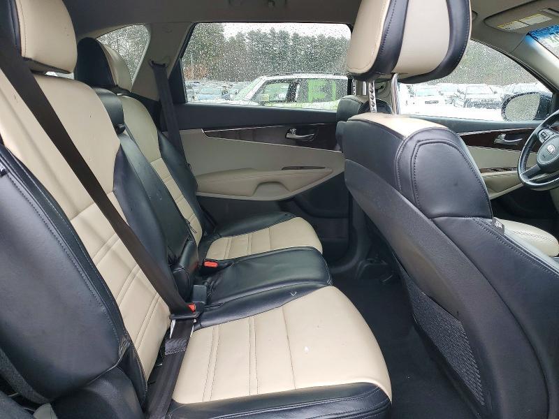 2016 KIA Sorento lx