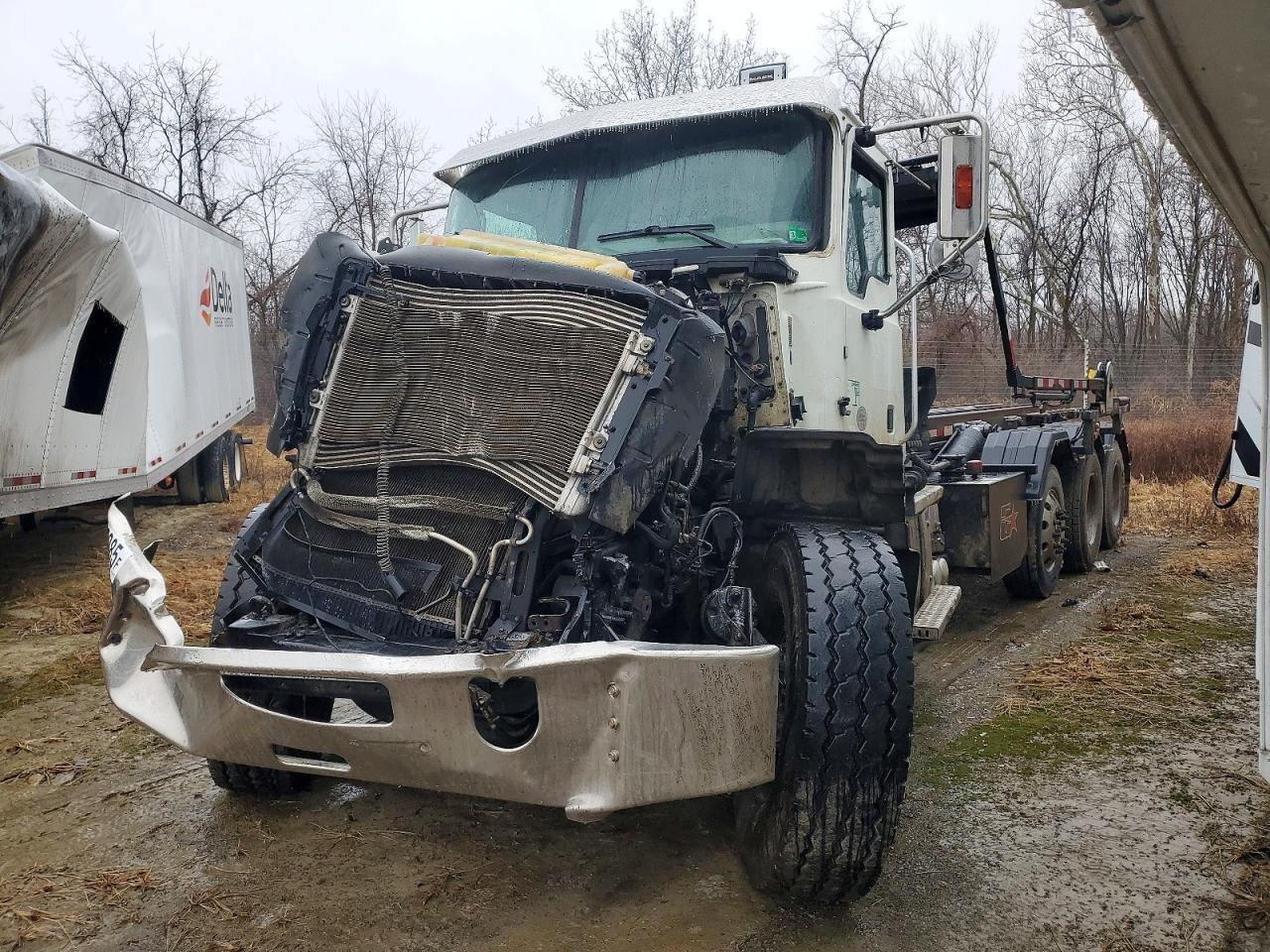 2019 Mack Granite