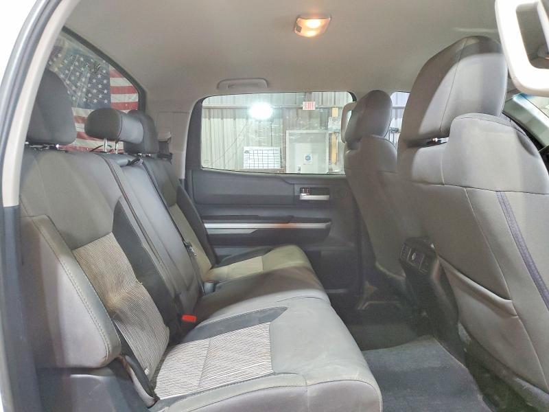 2014 Toyota Tundra SR5