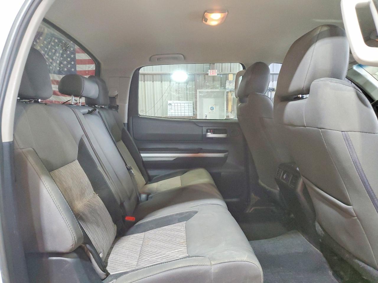 2014 Toyota Tundra SR5