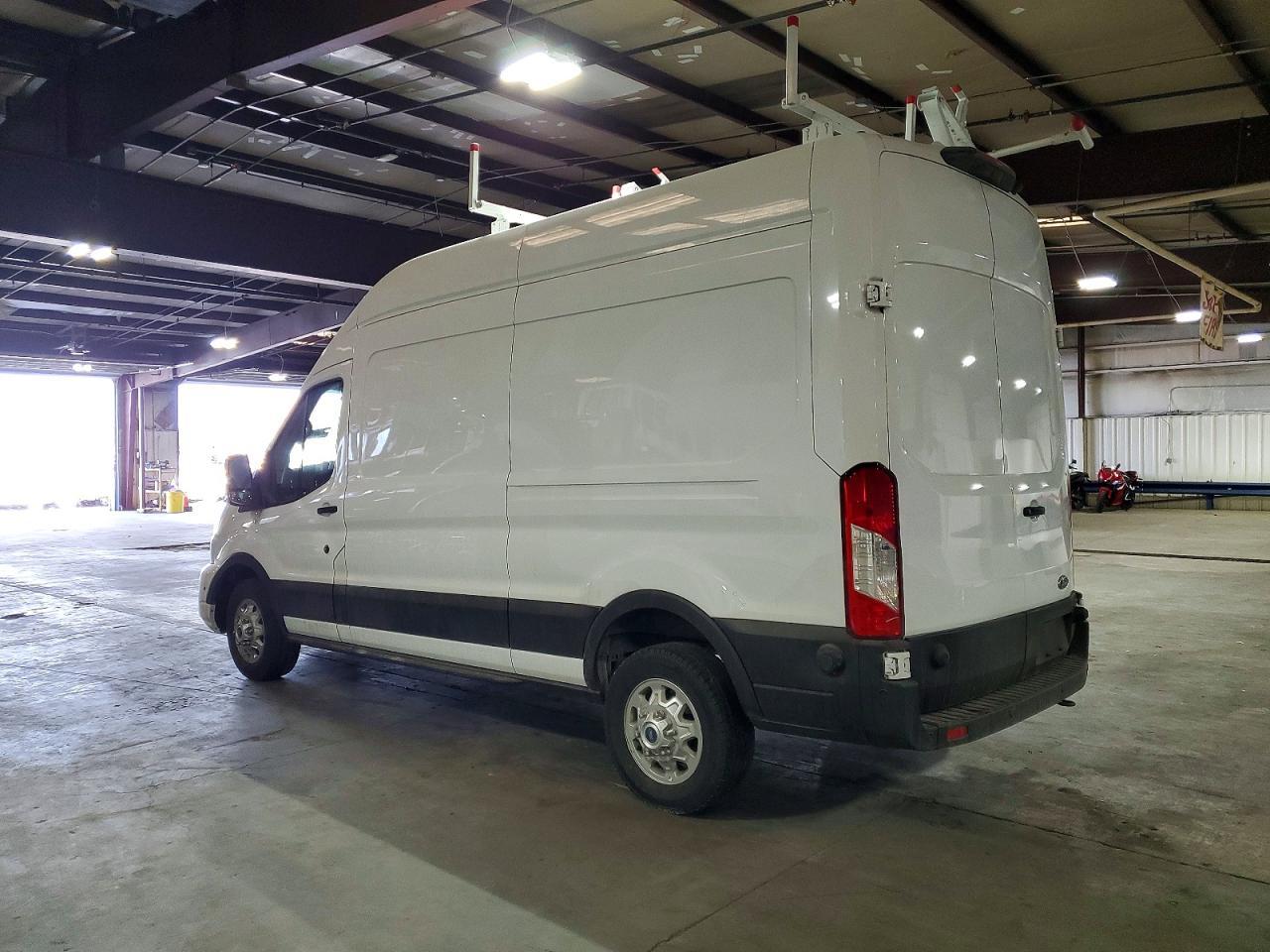 2025 Ford Transit T-250