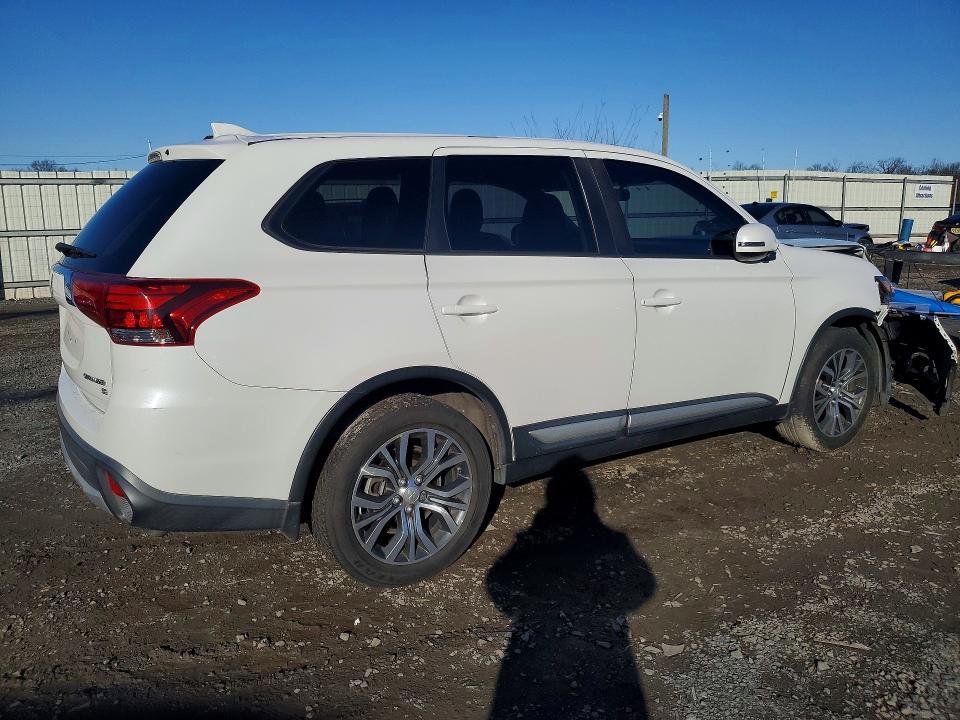 2017 Mitsubishi Outlander se