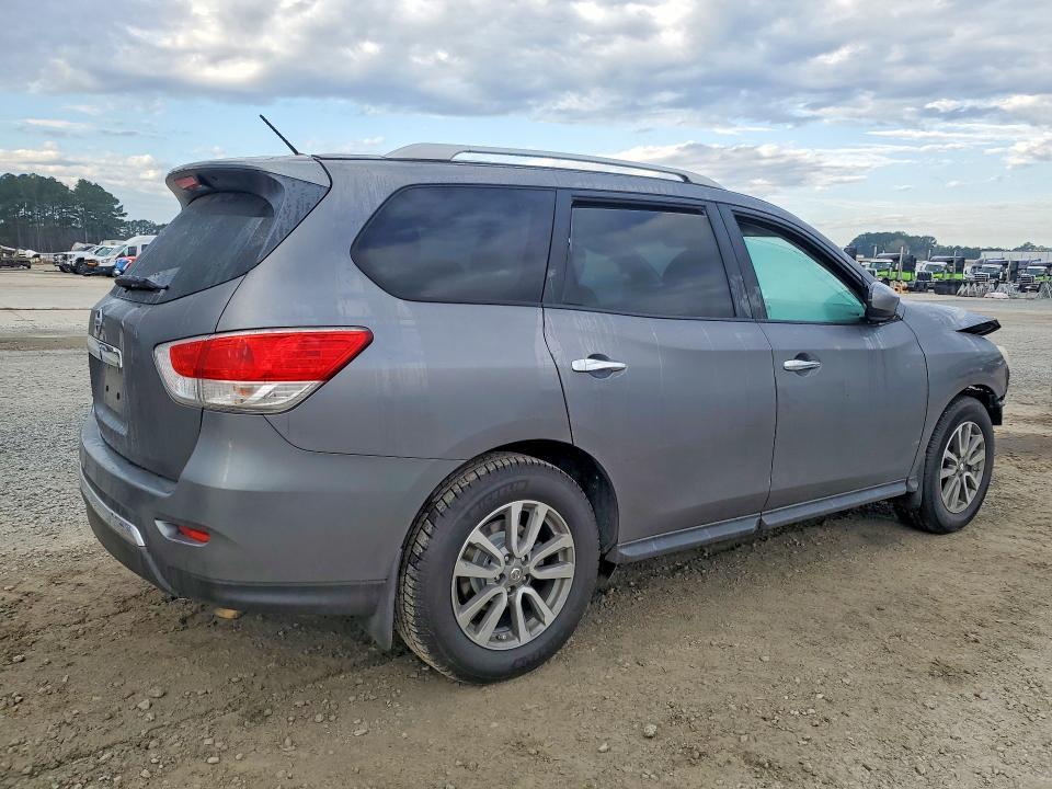 2016 Nissan Pathfinder s