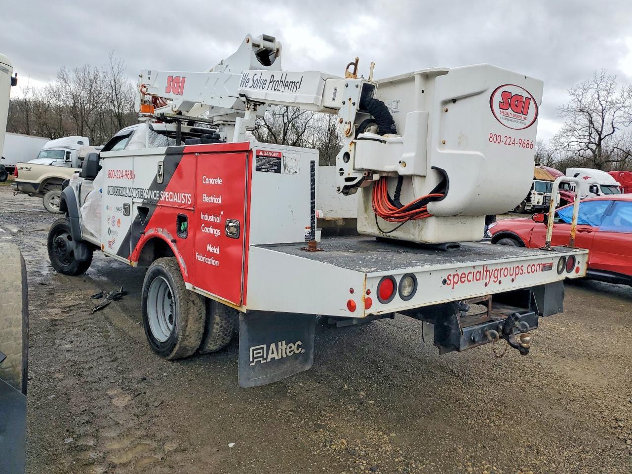 2017 Ford F550 Super Duty Bucket Truck