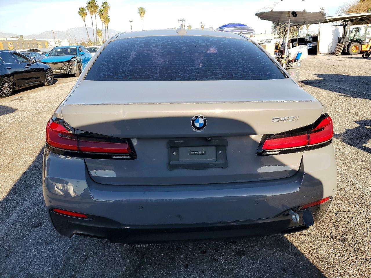 2021 BMW 540 i