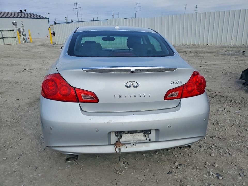 2013 Infiniti G37 Sedan x