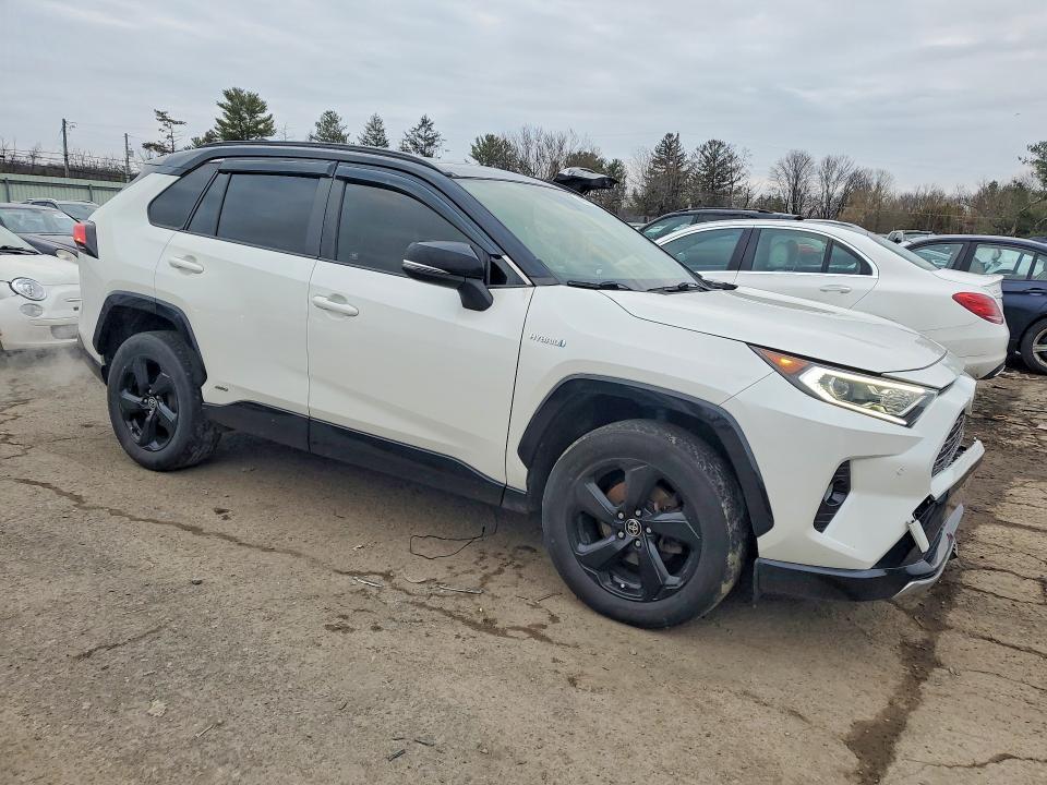 2020 Toyota Rav4 Hybrid xse