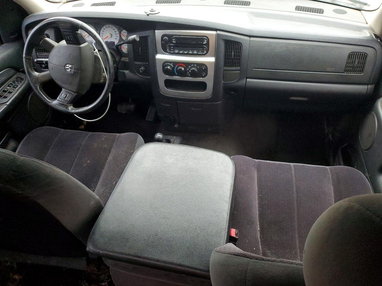 2005 Dodge RAM 1500 ST
