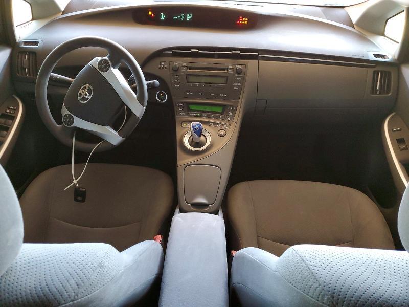 2010 Toyota Prius ii