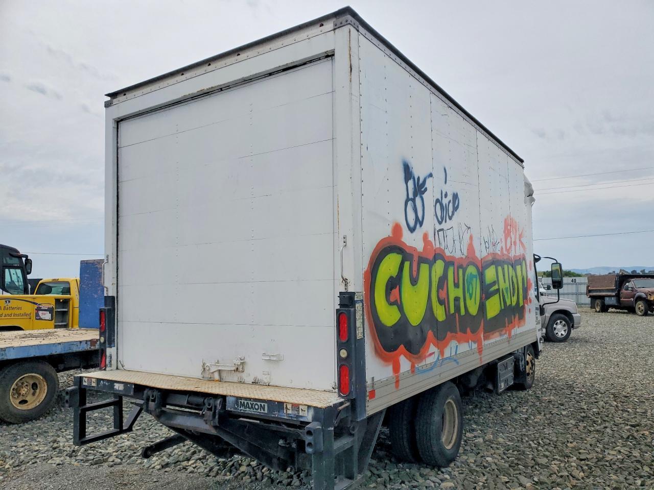 2016 Isuzu NPR HD BOX Truck