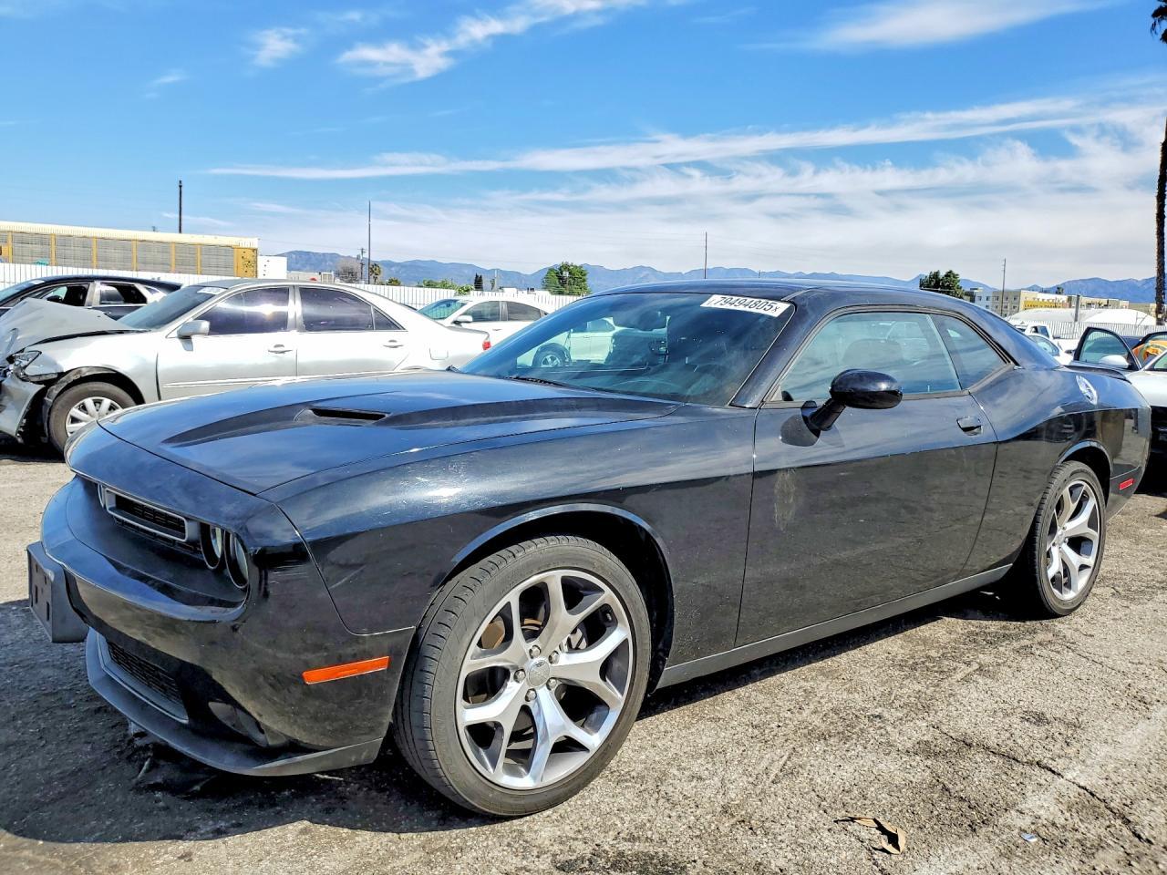 2015 Dodge Challenger sxt Plus