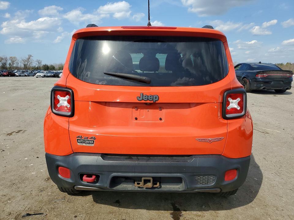 2016 Jeep Renegade Trailhawk