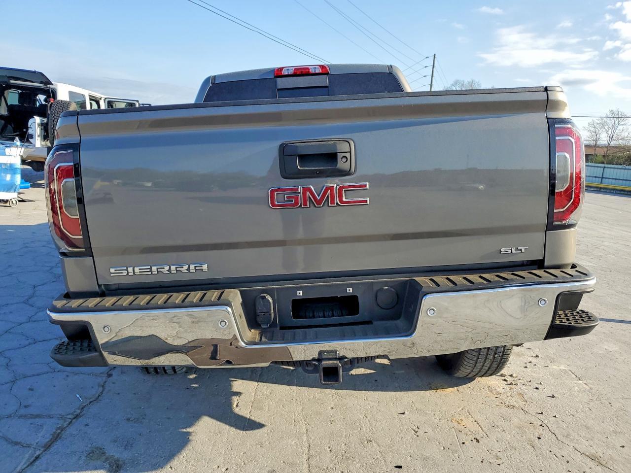2017 GMC Sierra K1500 SLT