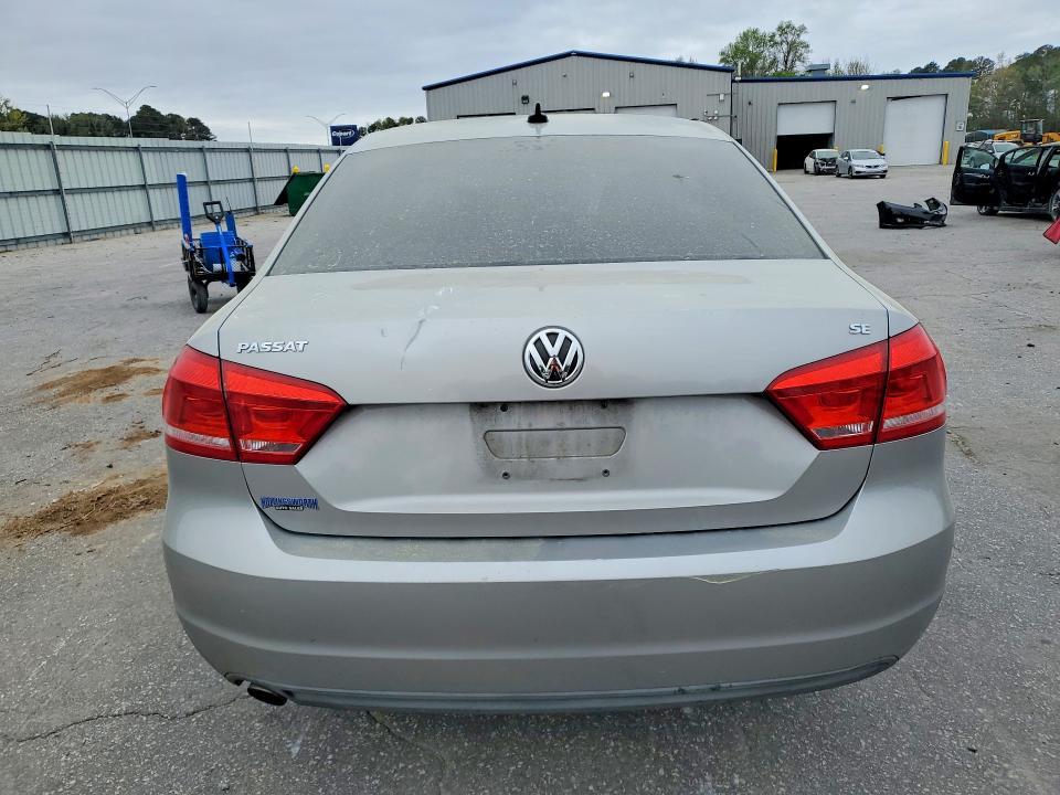2013 Volkswagen Passat se