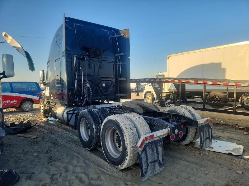 2020 Freigliner 2020 Freightliner Cascadia 125 Semi Truck