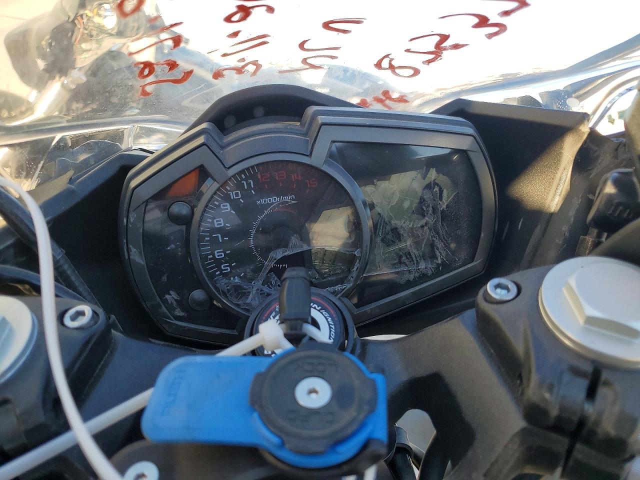 2022 Kawasaki EX400