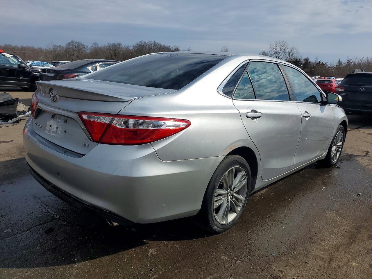 2017 Toyota Camry se