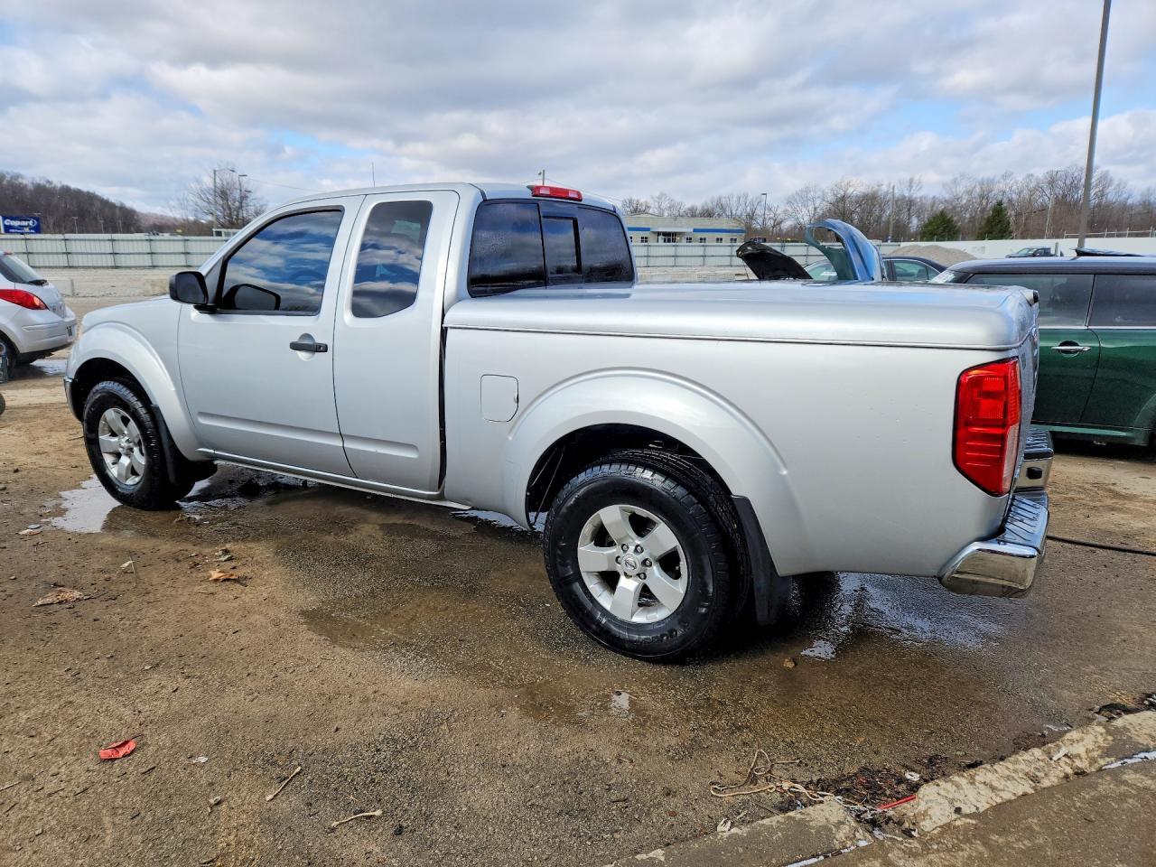 2011 Nissan Frontier SV V6