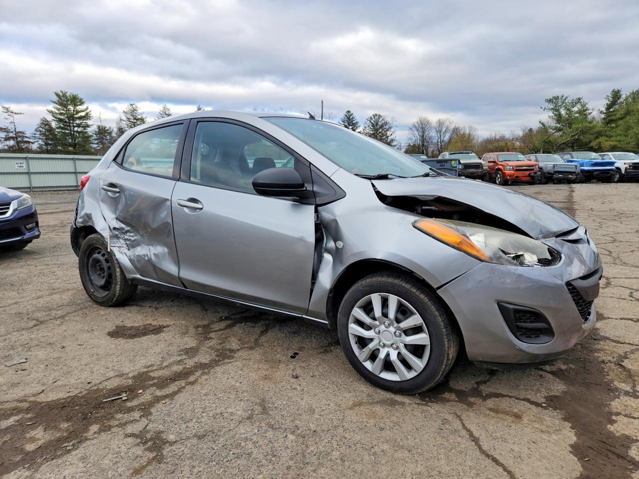 2013 Mazda 2