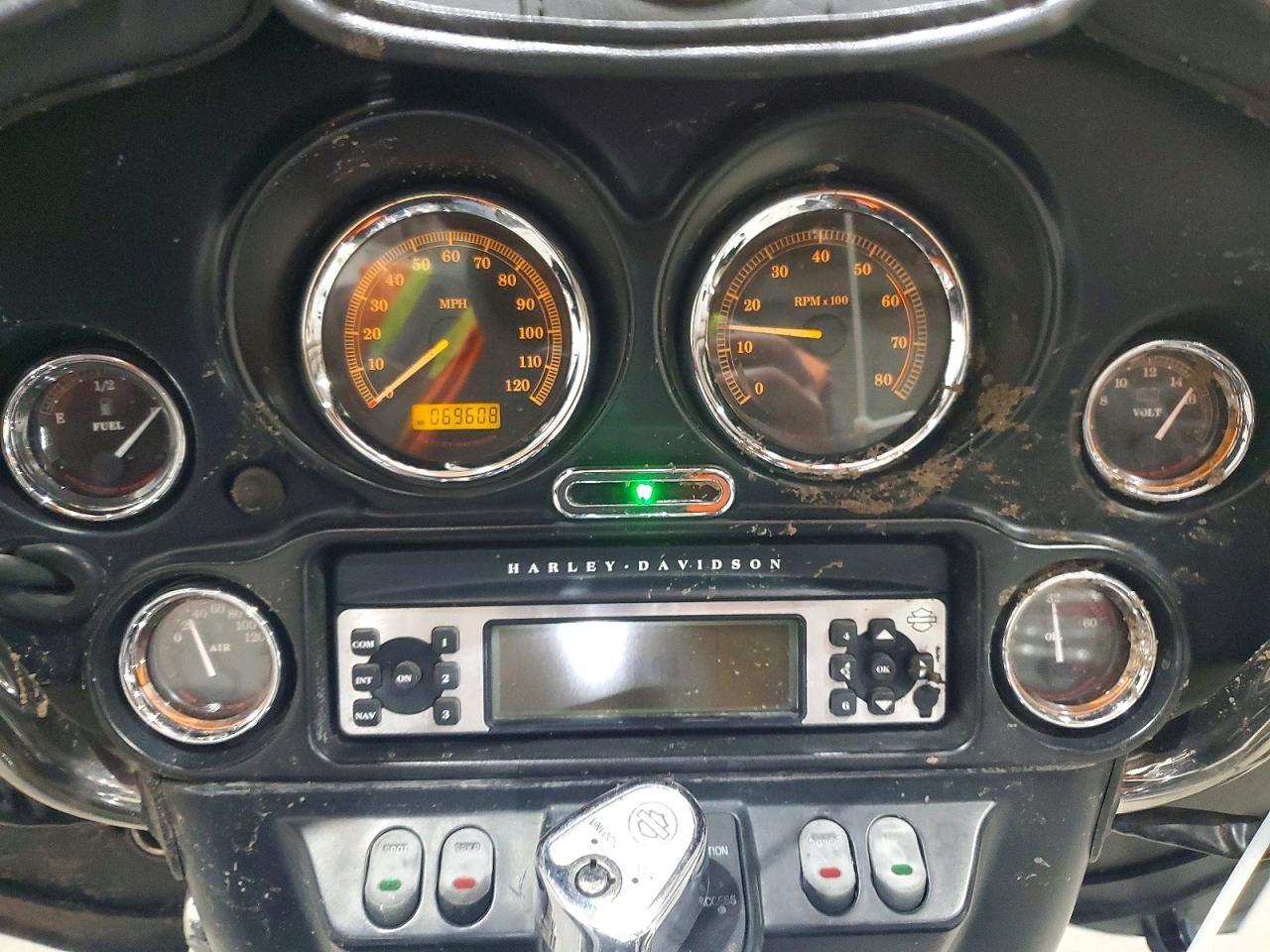 2010 Harley-Davidson Flhtcutg