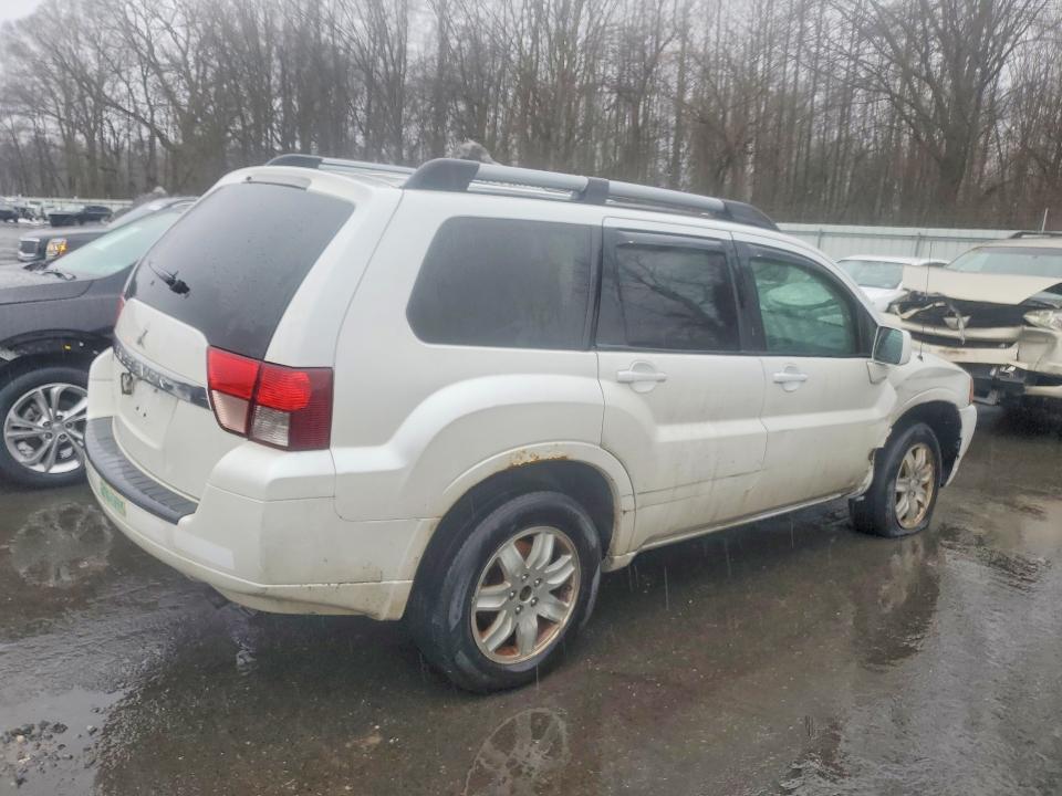2011 Mitsubishi Endeavor ls