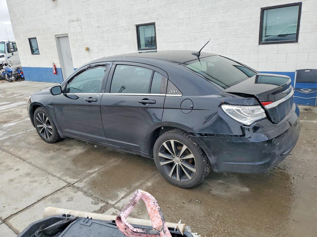 2012 Chrysler 200 s
