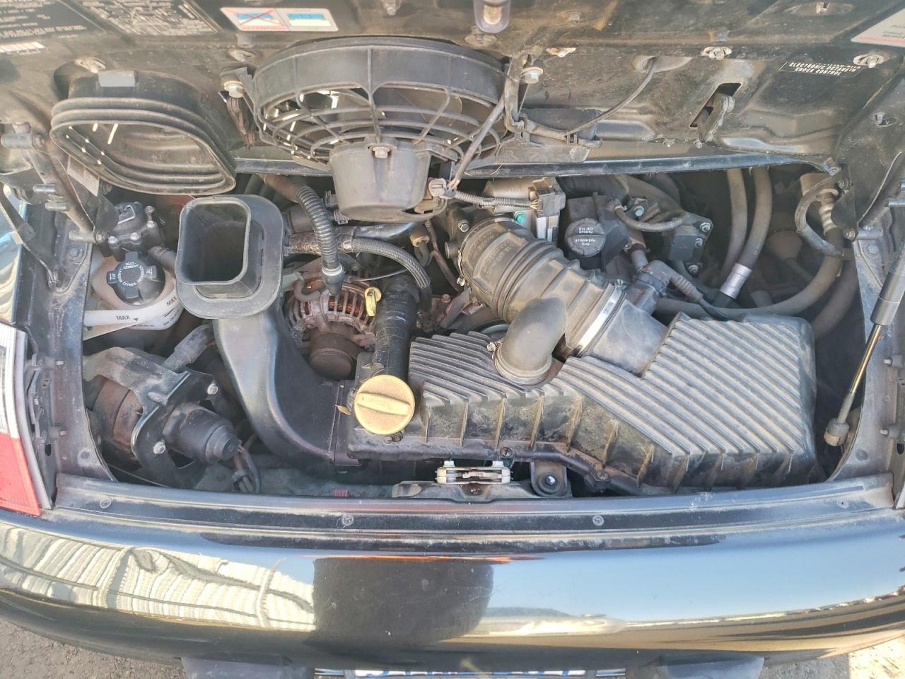 2001 Porsche 911 Carrera 2