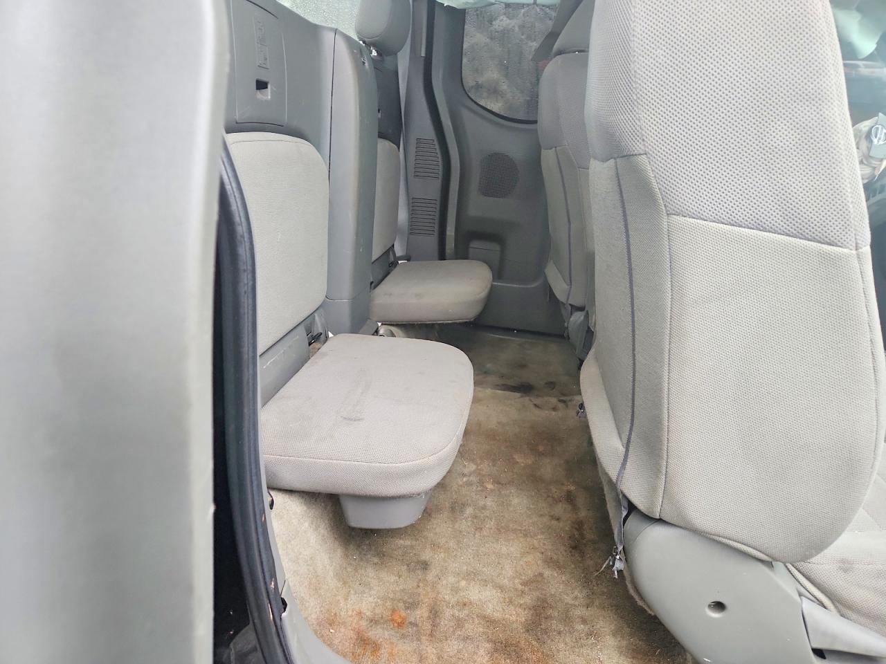 2016 Nissan Frontier S