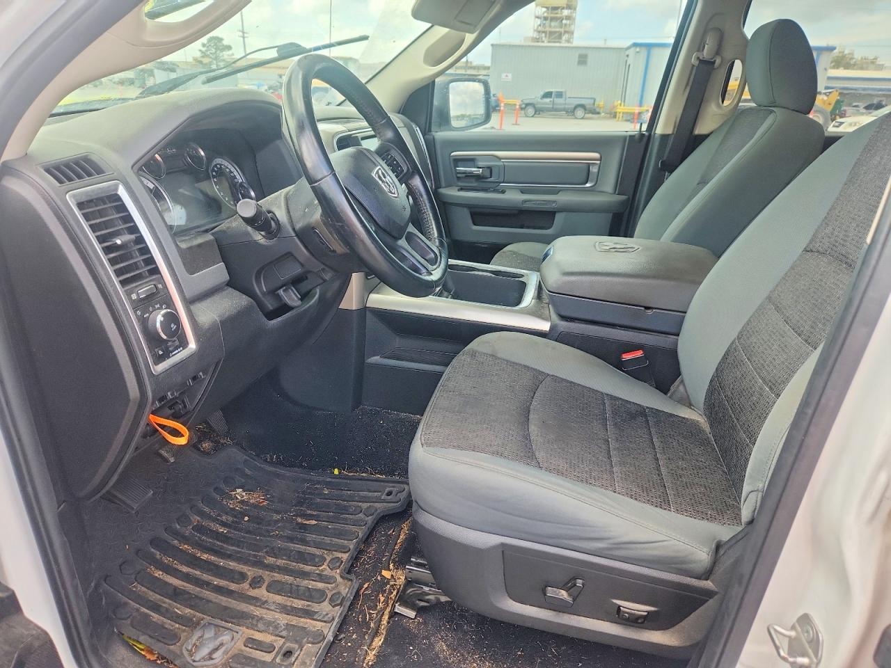 2018 Dodge RAM 1500 SLT