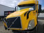 2011 Volvo VNL Semi Truck