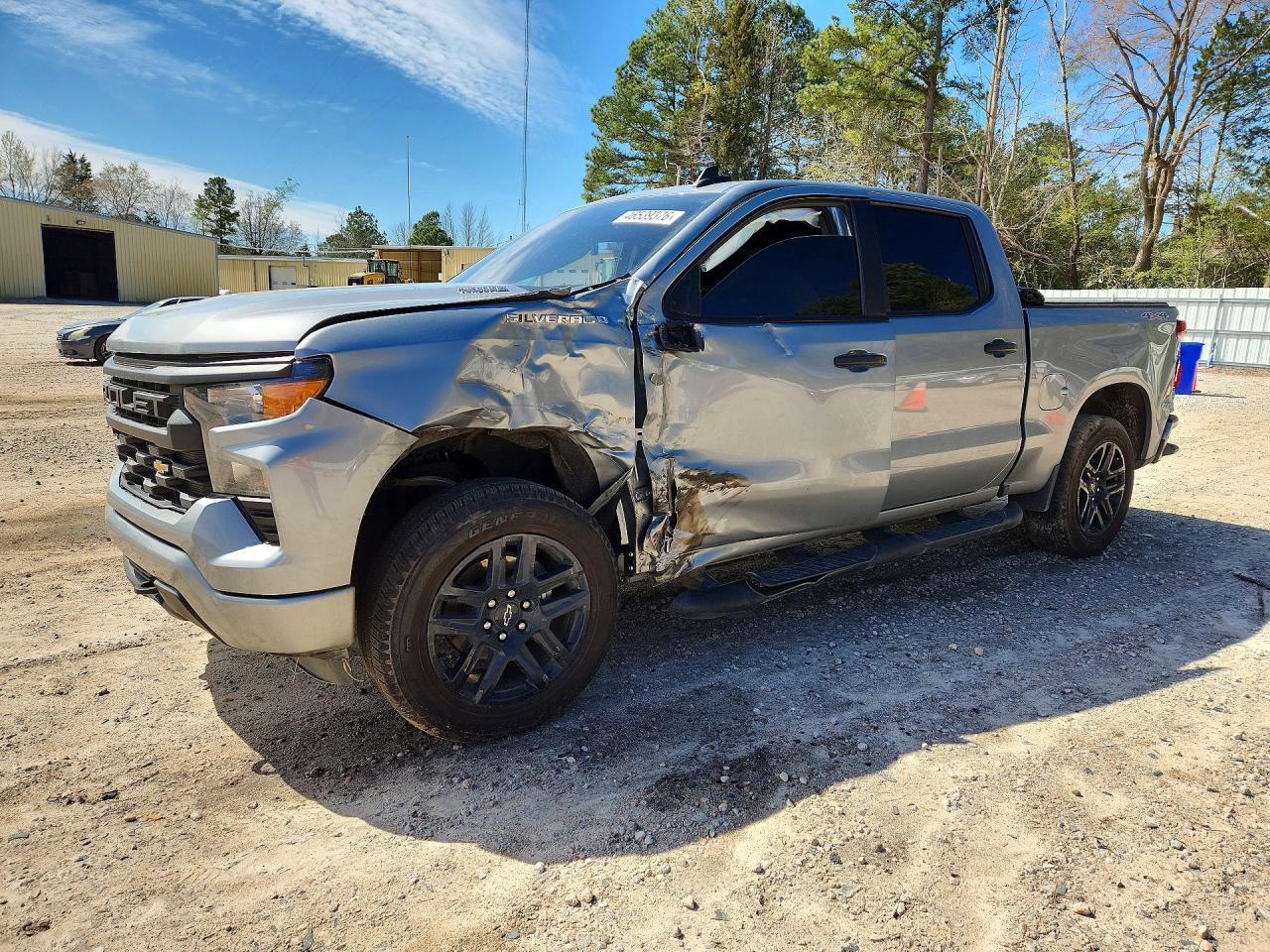 2025 Chevrolet Silverado K1500 Custom