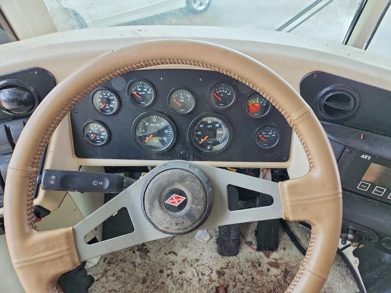 1999 Spartan Motorhome 4VZ