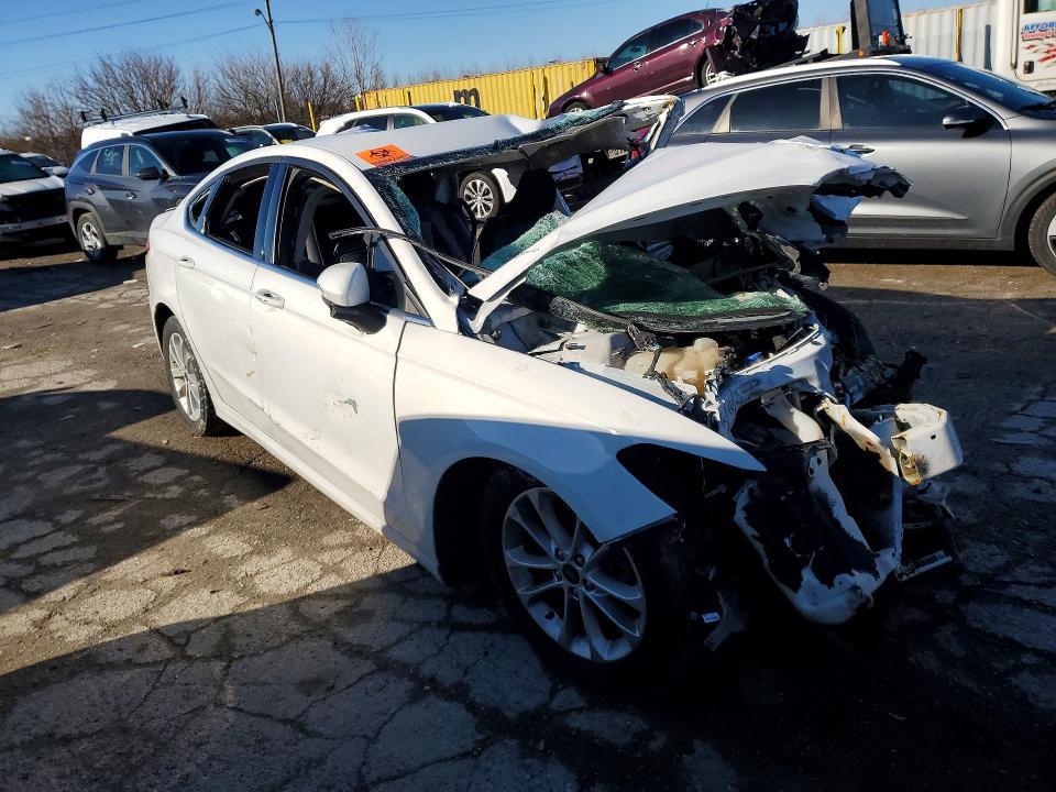 2019 Ford Fusion se