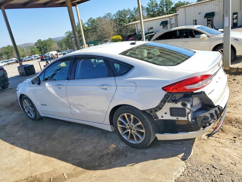 2017 Ford Fusion se Hybrid