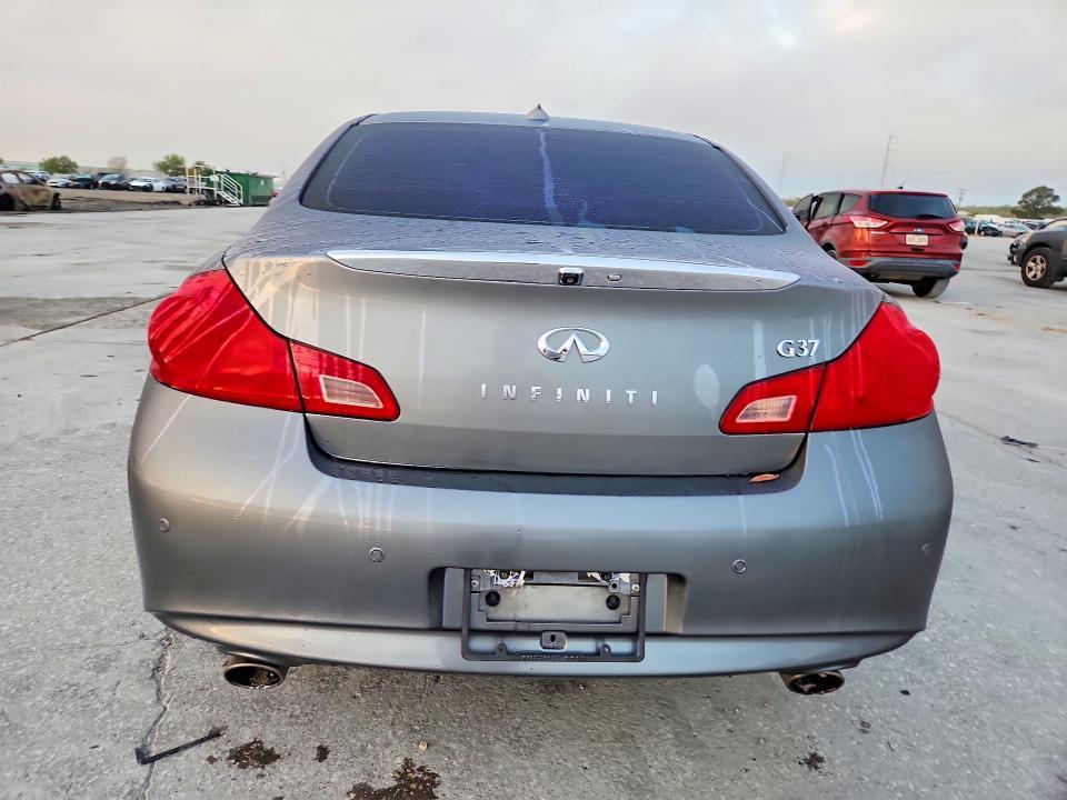 2013 Infiniti G37 Sedan Journey