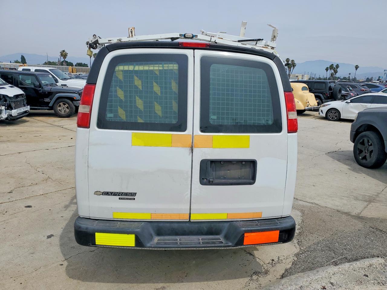 2016 Chev Rolet Express 2500 Cargo Utility / Service Van