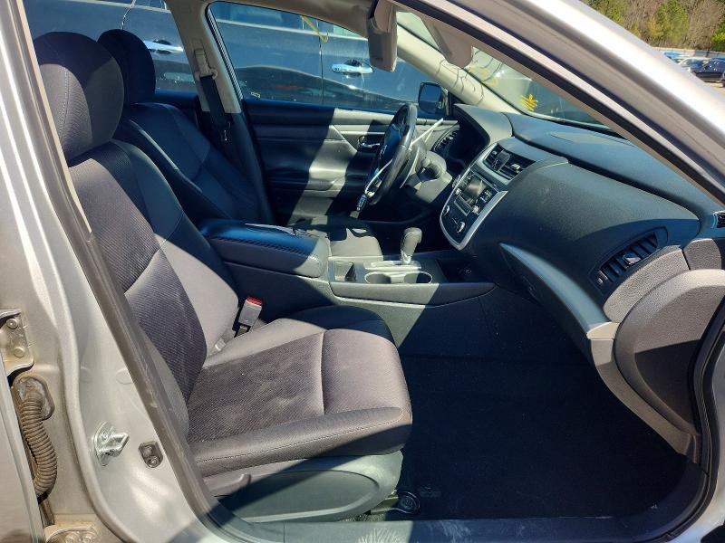 2016 Nissan Altima 2.5 sr