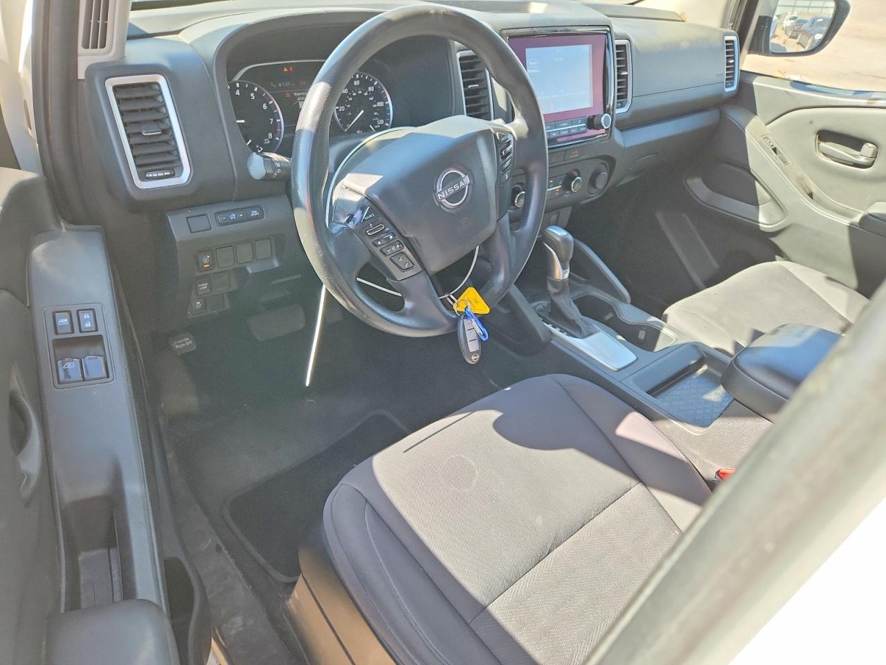 2022 Nissan Frontier S