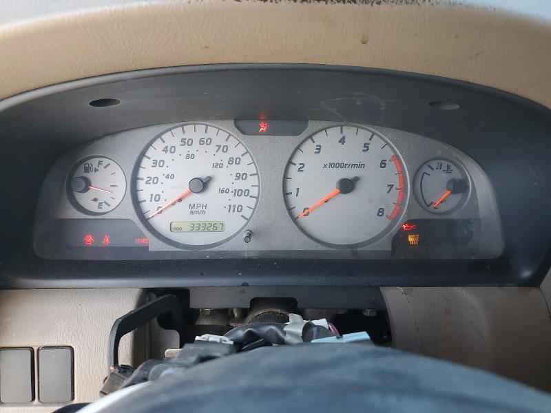 2001 Nissan Frontier XE