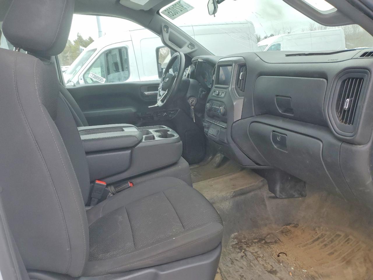 2022 Chevrolet Silverado K3500