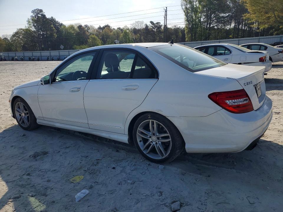 2014 Mercedes-Benz 22R 250
