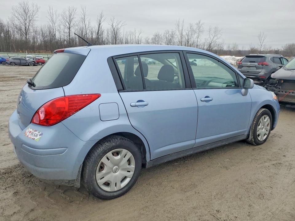 2010 Nissan Versa 1.8 s