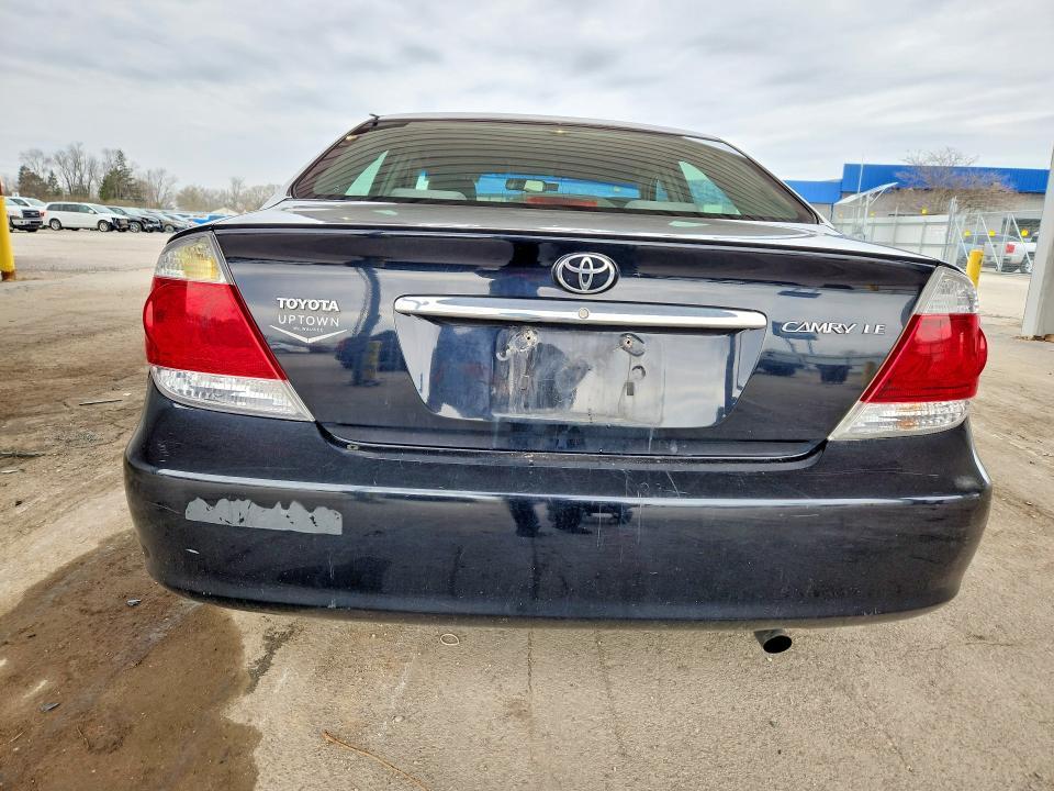 2006 Toyota Camry le