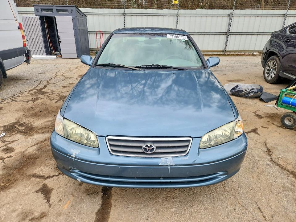 2001 Toyota Camry le