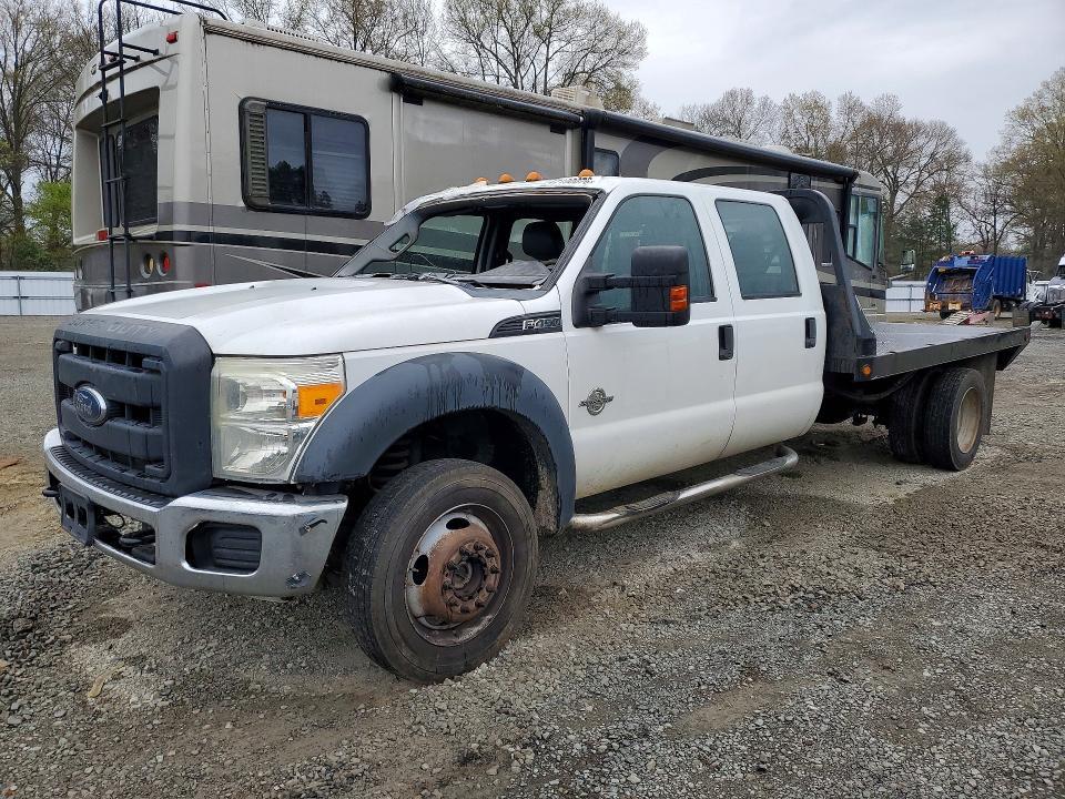 2014 Ford F450 Super Duty Flatbed Truck